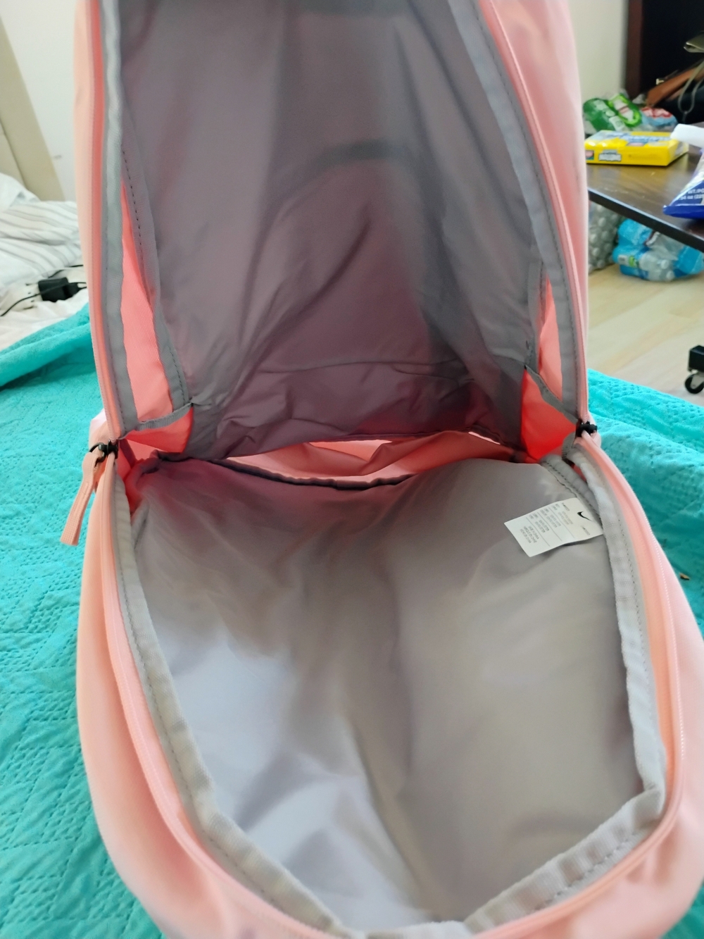 Nike Pink Girls Athletic Bottoms with Subtle Logo - Picture 4 of 5
